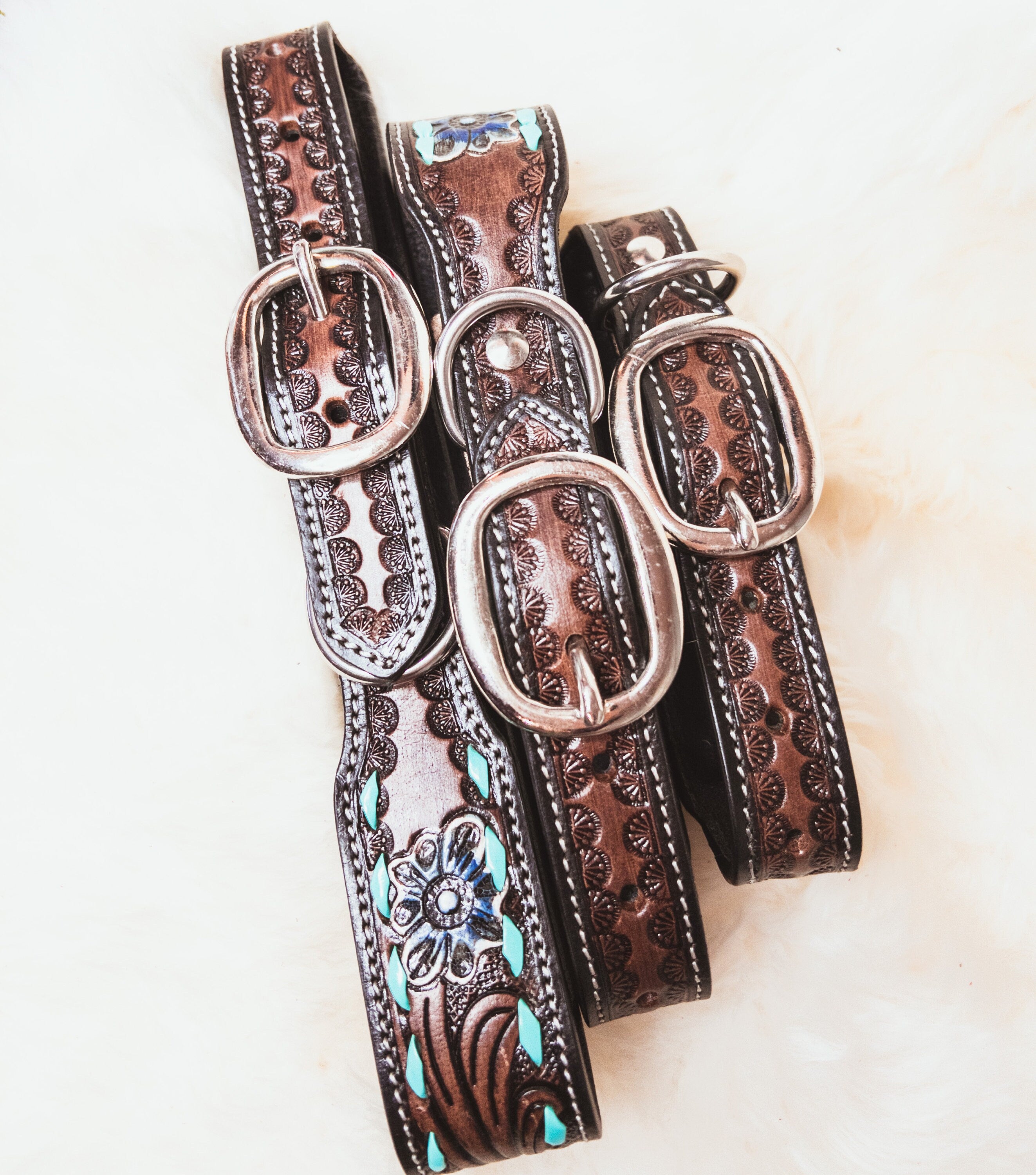 Hand Tooled Turquoise & Sunflower Western style Leather Dog Collar Farm Dog Cattle Dog