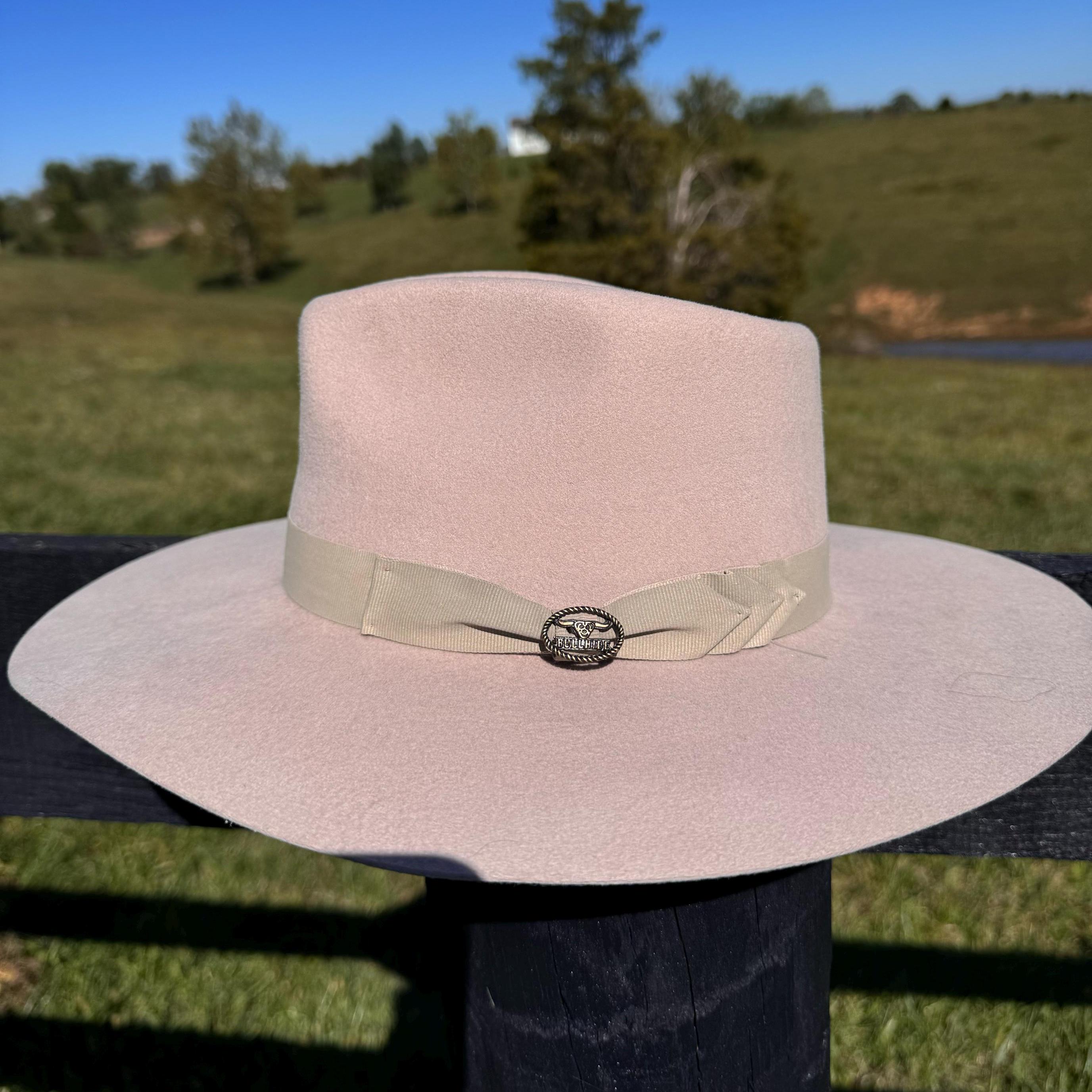 Western Fedora Style shaped Brim Felt Hat in Buckskin Ivory Silverbelly White Beige Cowgirl Hat Hat Blank