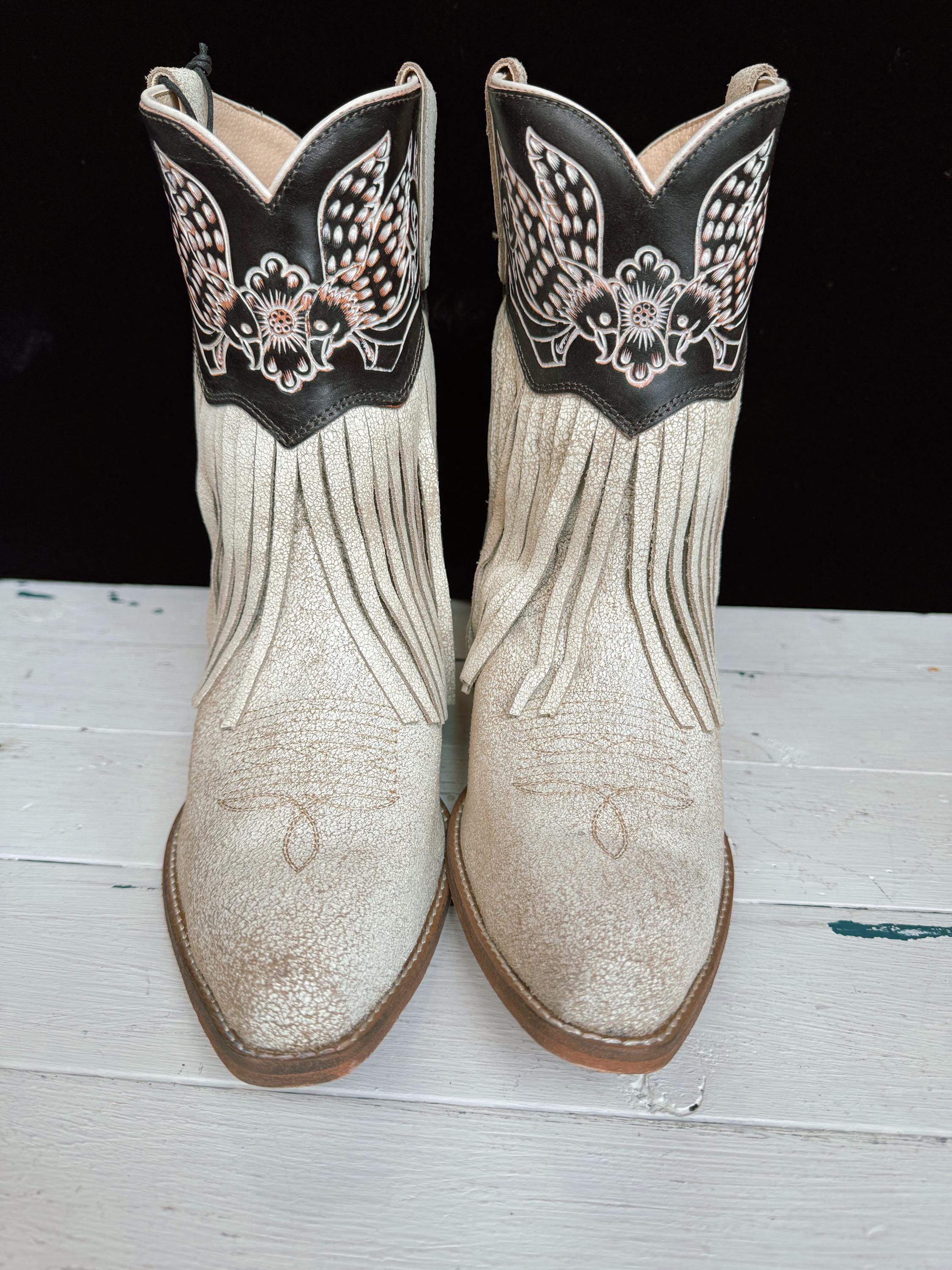 Desert Angel Western Fringe White Booties