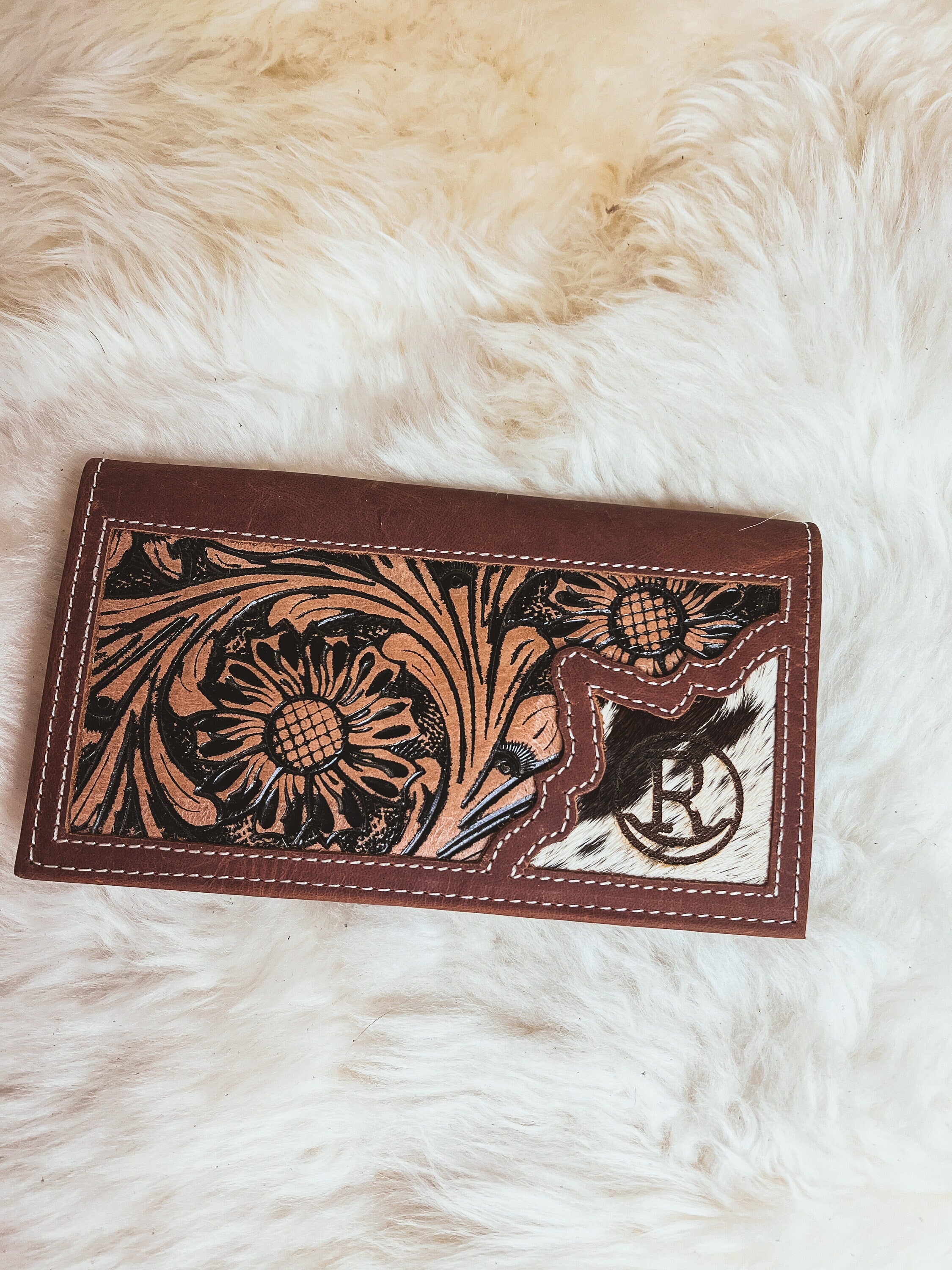 Custom Branded Concealed Carry Cowhide Crossbody Purse