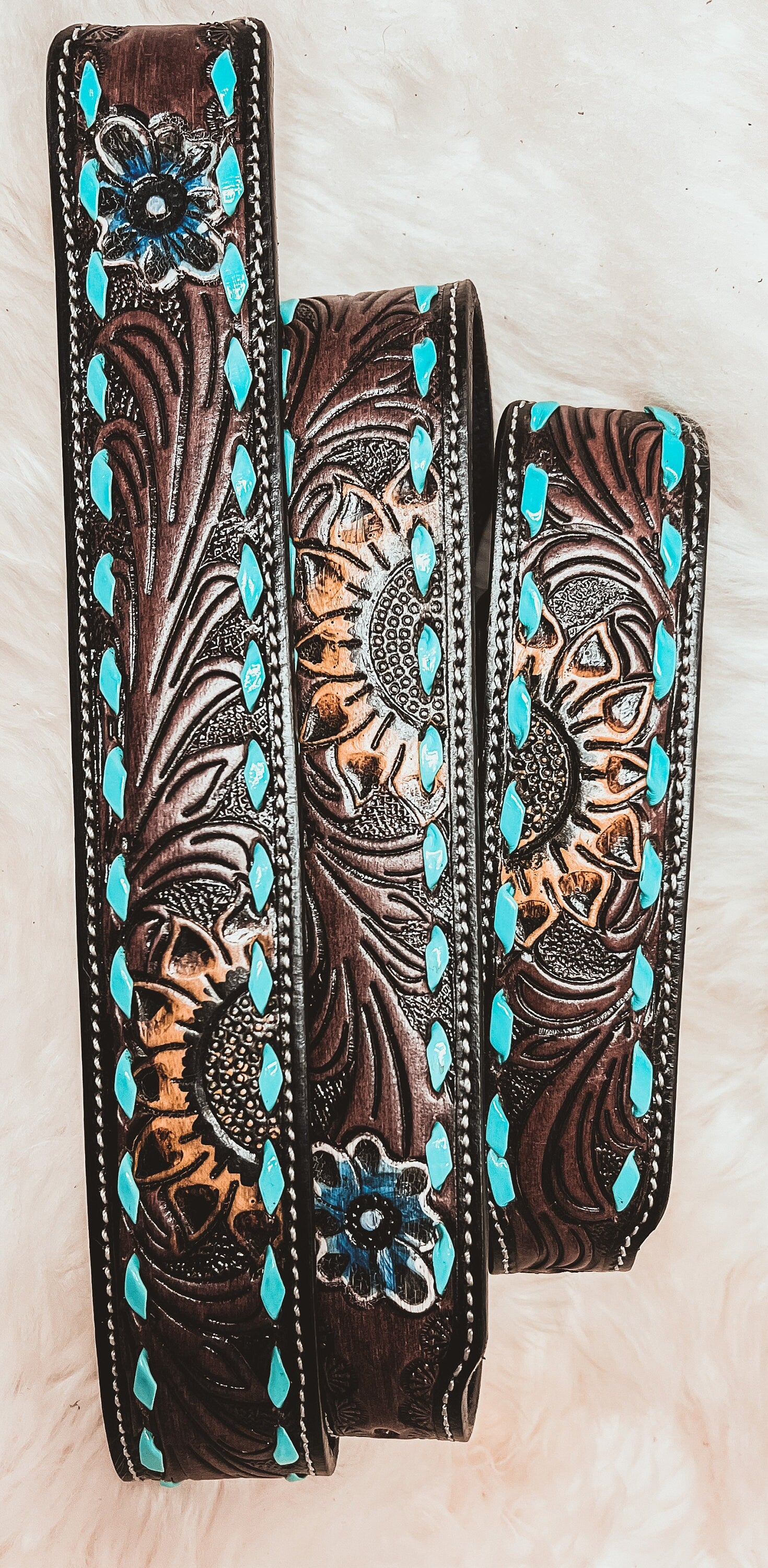 Hand Tooled Turquoise & Sunflower Western style Leather Dog Collar Farm Dog Cattle Dog