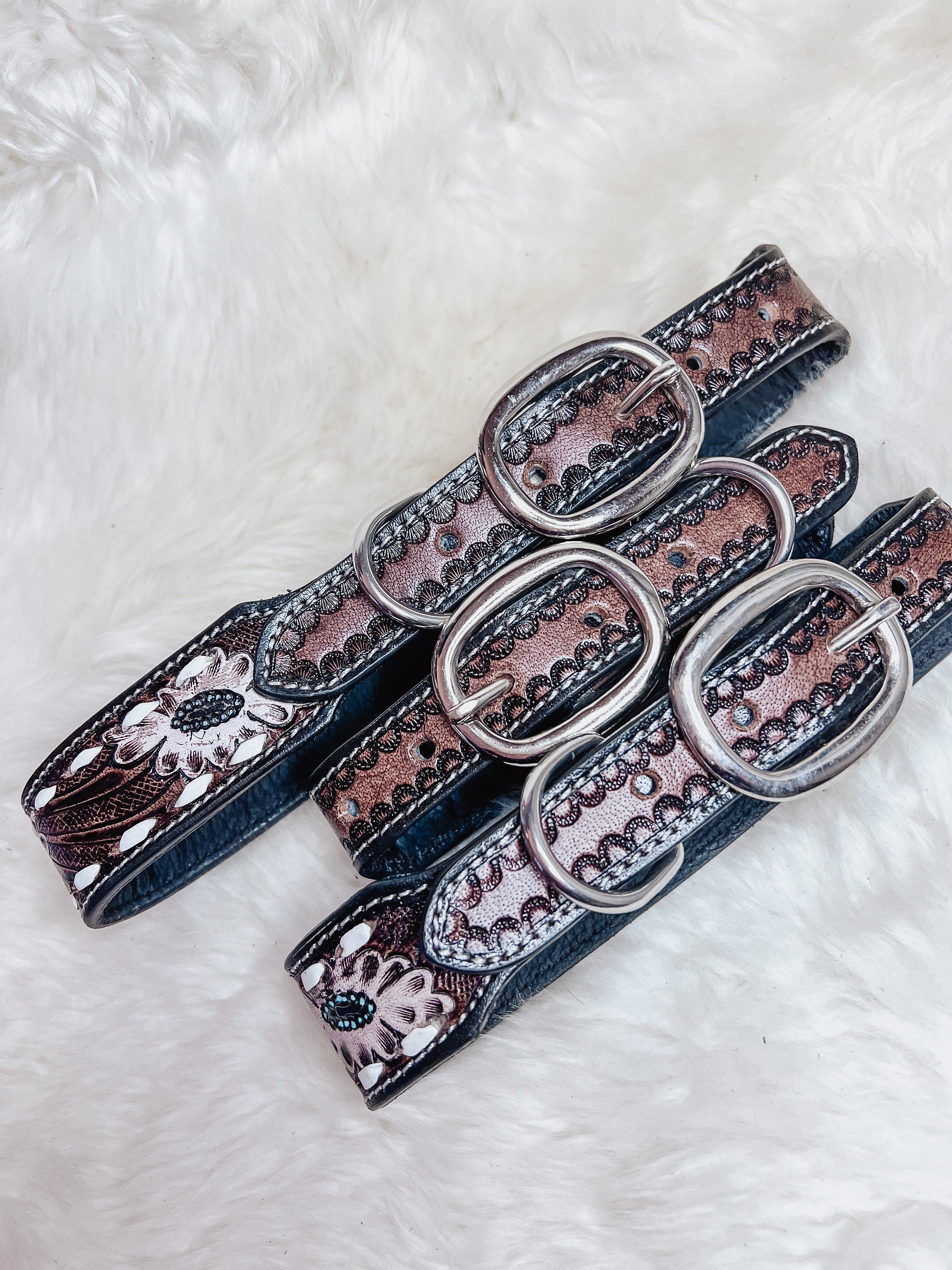 Hand Tooled White whipstitched Daisy Leather Western Dog Collar Cow Dog Farm Dog