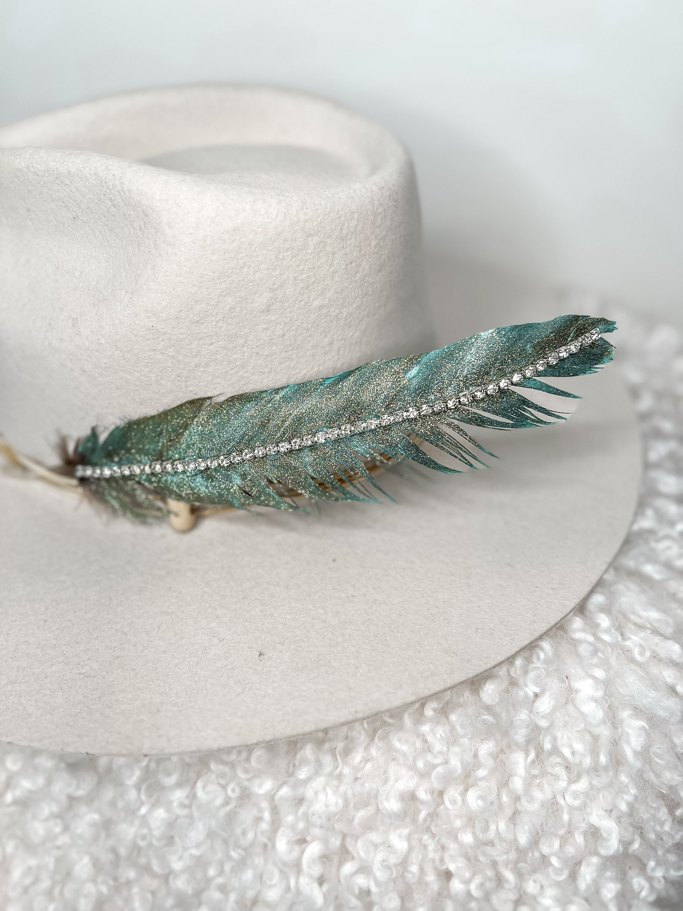 Hand Painted Rhinestone Glitter Turquoise Hat Feather Accessory Cowgirl Hat Decoration