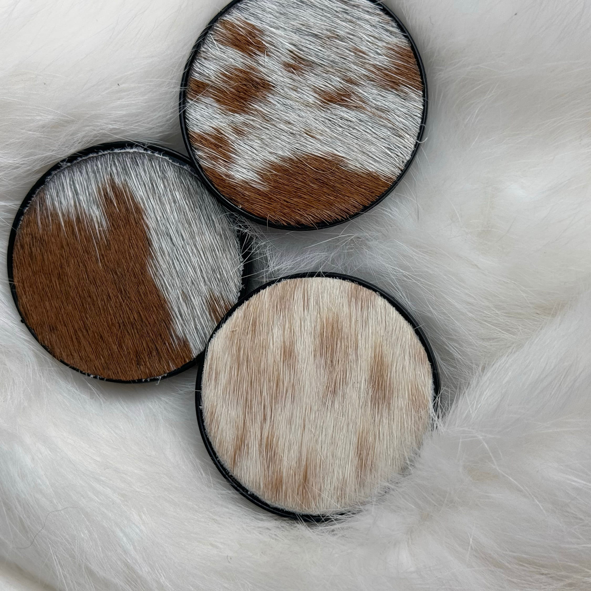 Brown & White Cow Hide Western Style Phone Grip Phone Stand, Cowboy, Cowgirl, Phone Accessories