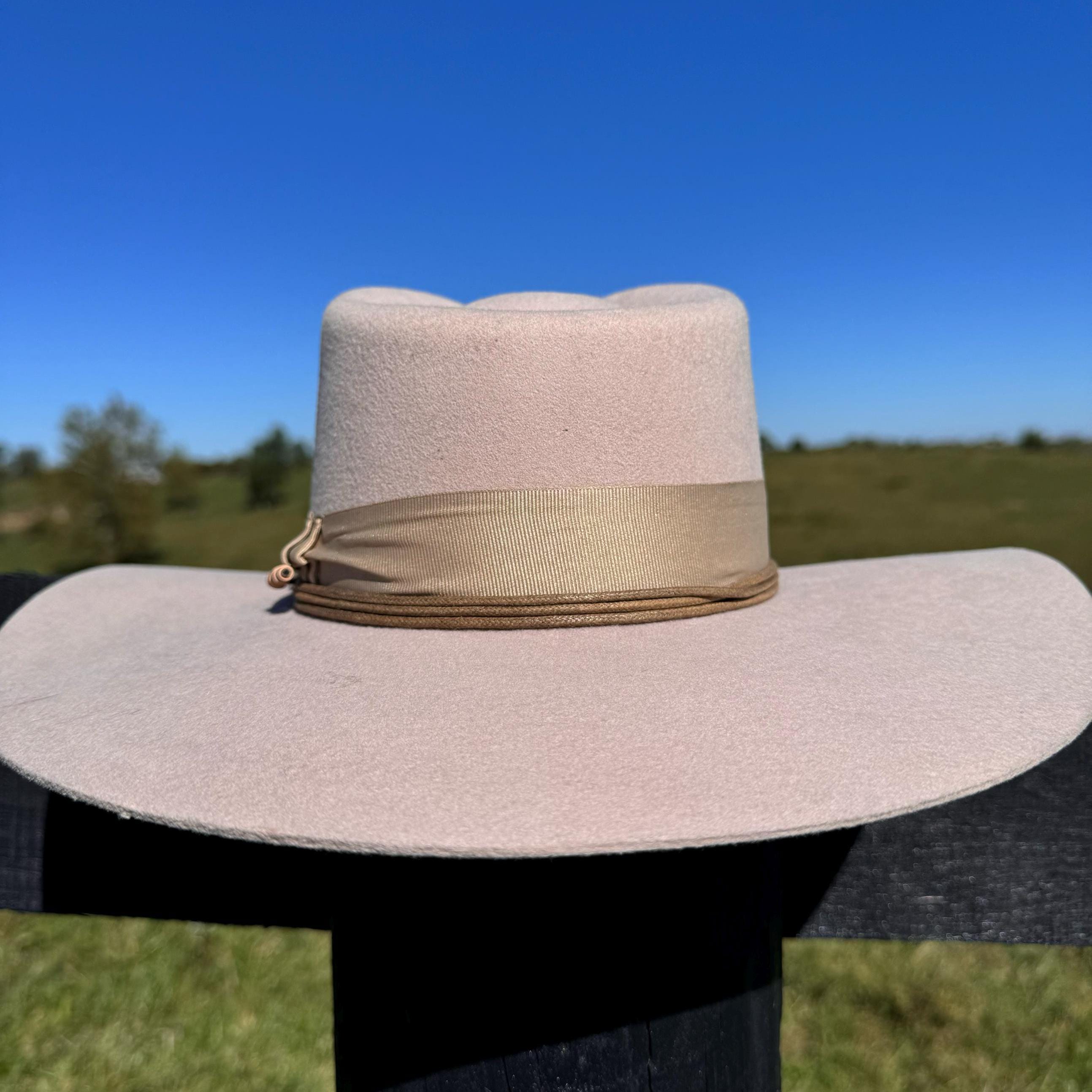 Western Fedora Style shaped Brim Felt Hat in Buckskin Ivory Silverbelly White Beige Cowgirl Hat Hat Blank