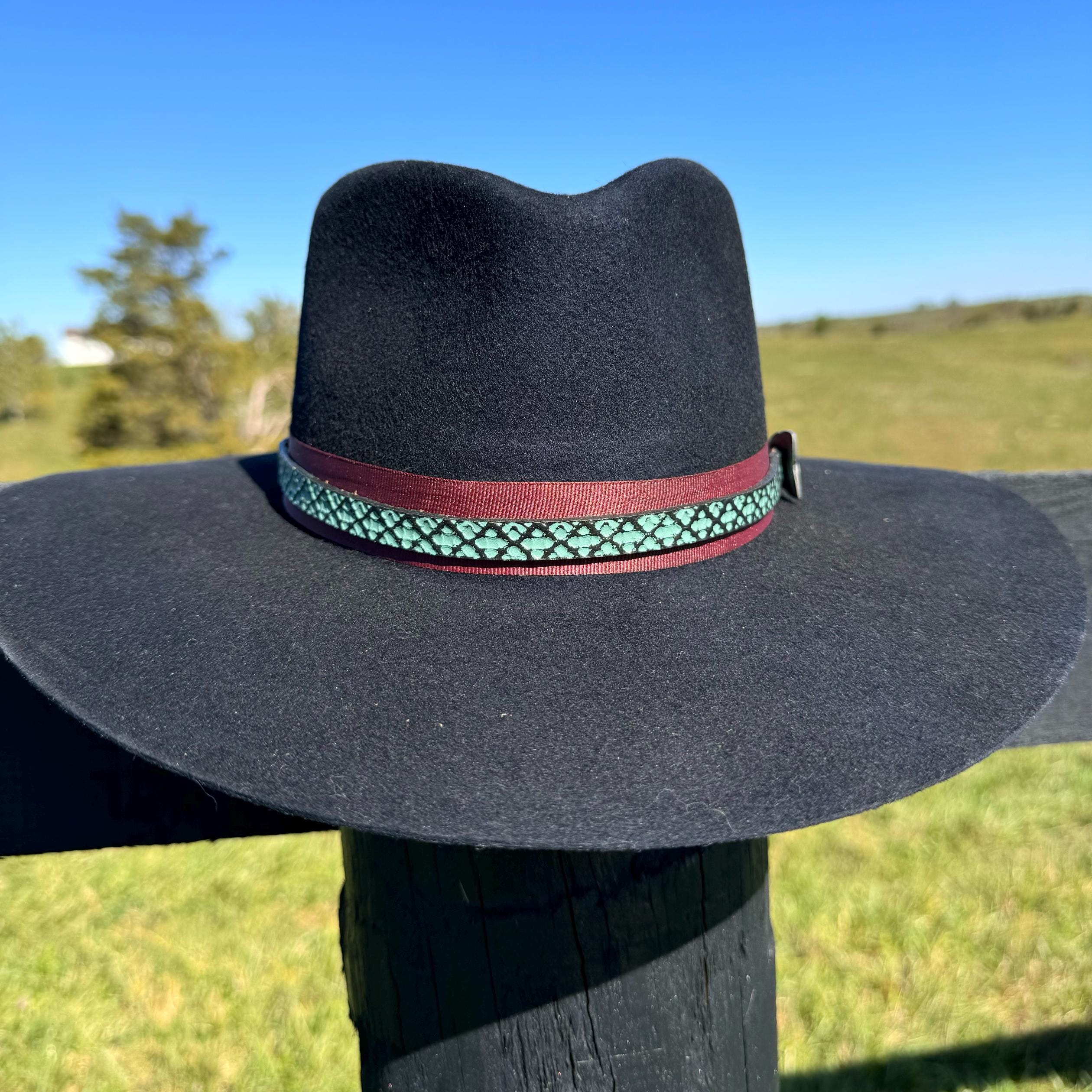 Western Fedora Style shaped Brim Felt Hat in Black with leather turquoise band, Arrowhead Concho Cowgirl Hat