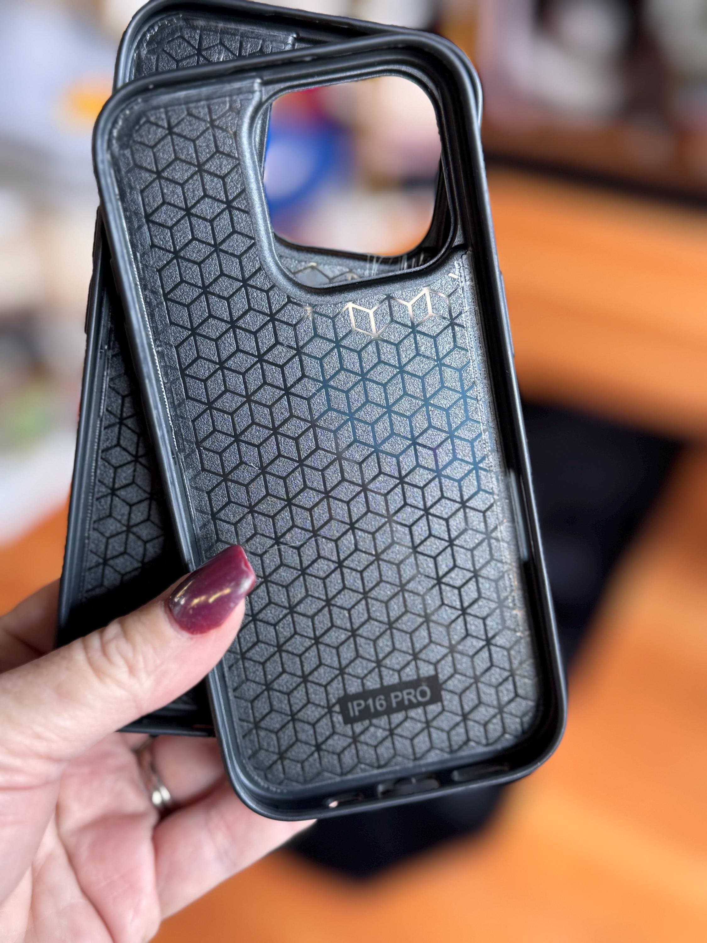Embossed Leather iPhone 16 Pro Case – Brown or Turquoise