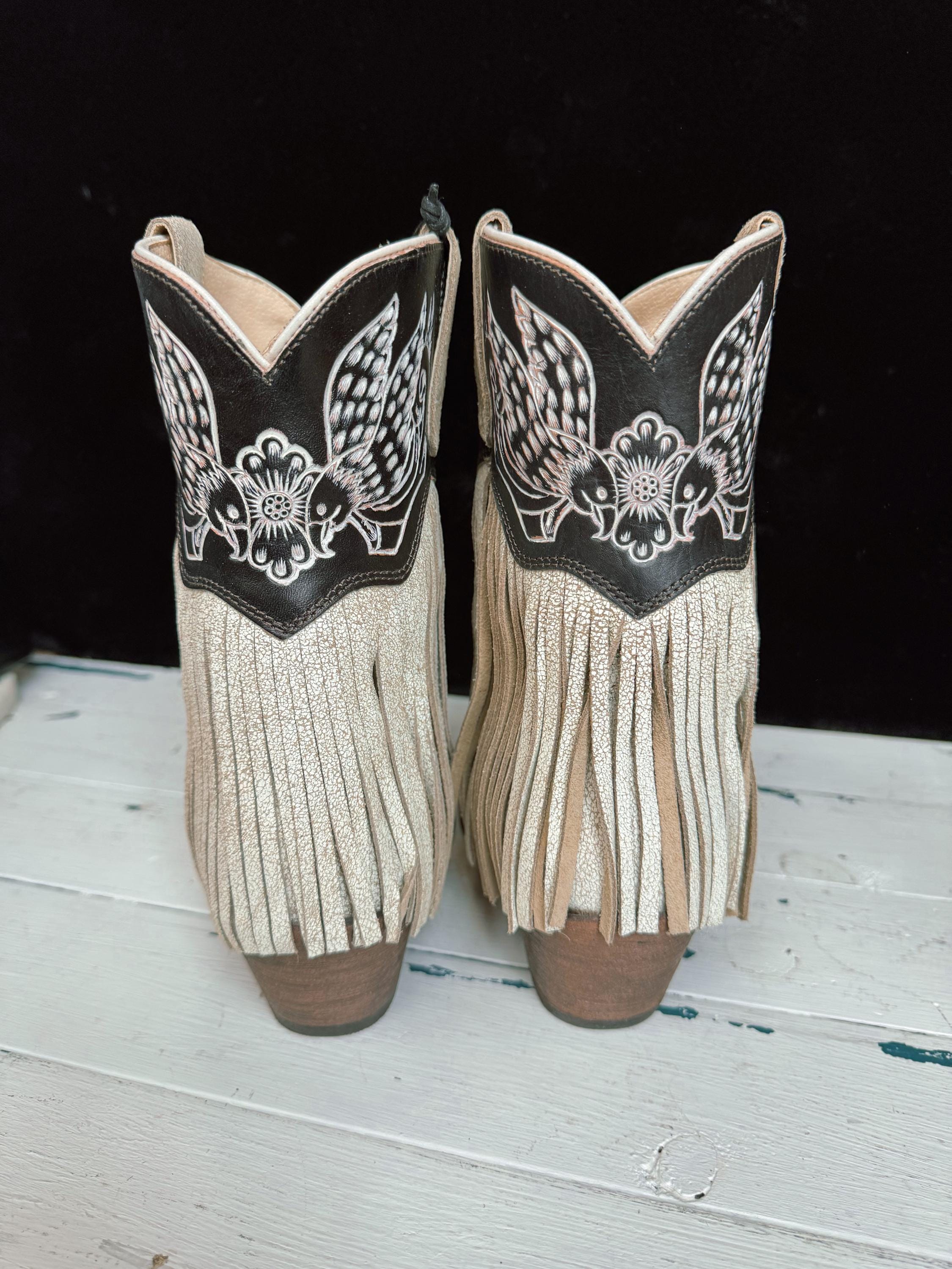 Desert Angel Western Fringe White Booties