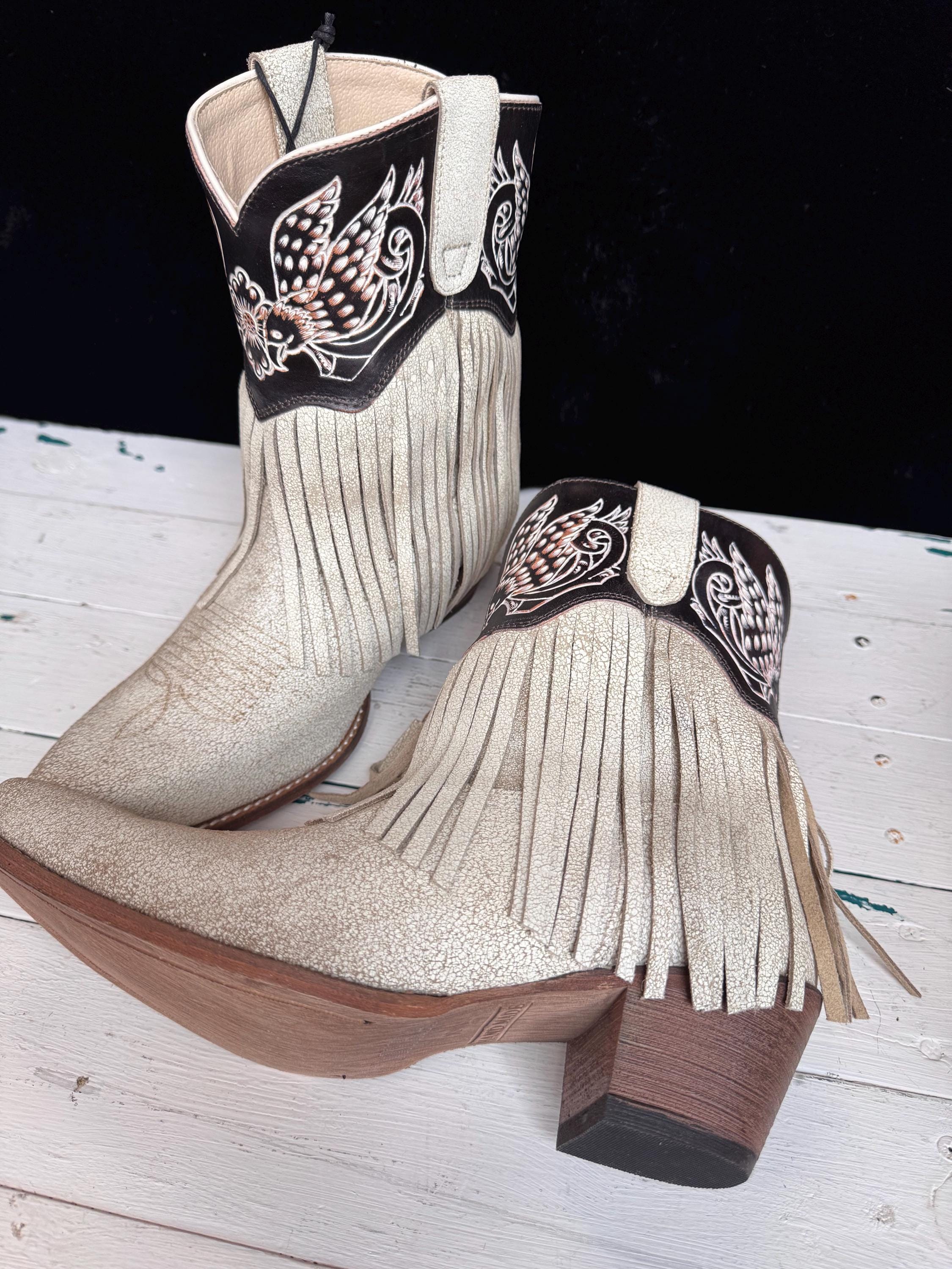 Desert Angel Western Fringe White Booties